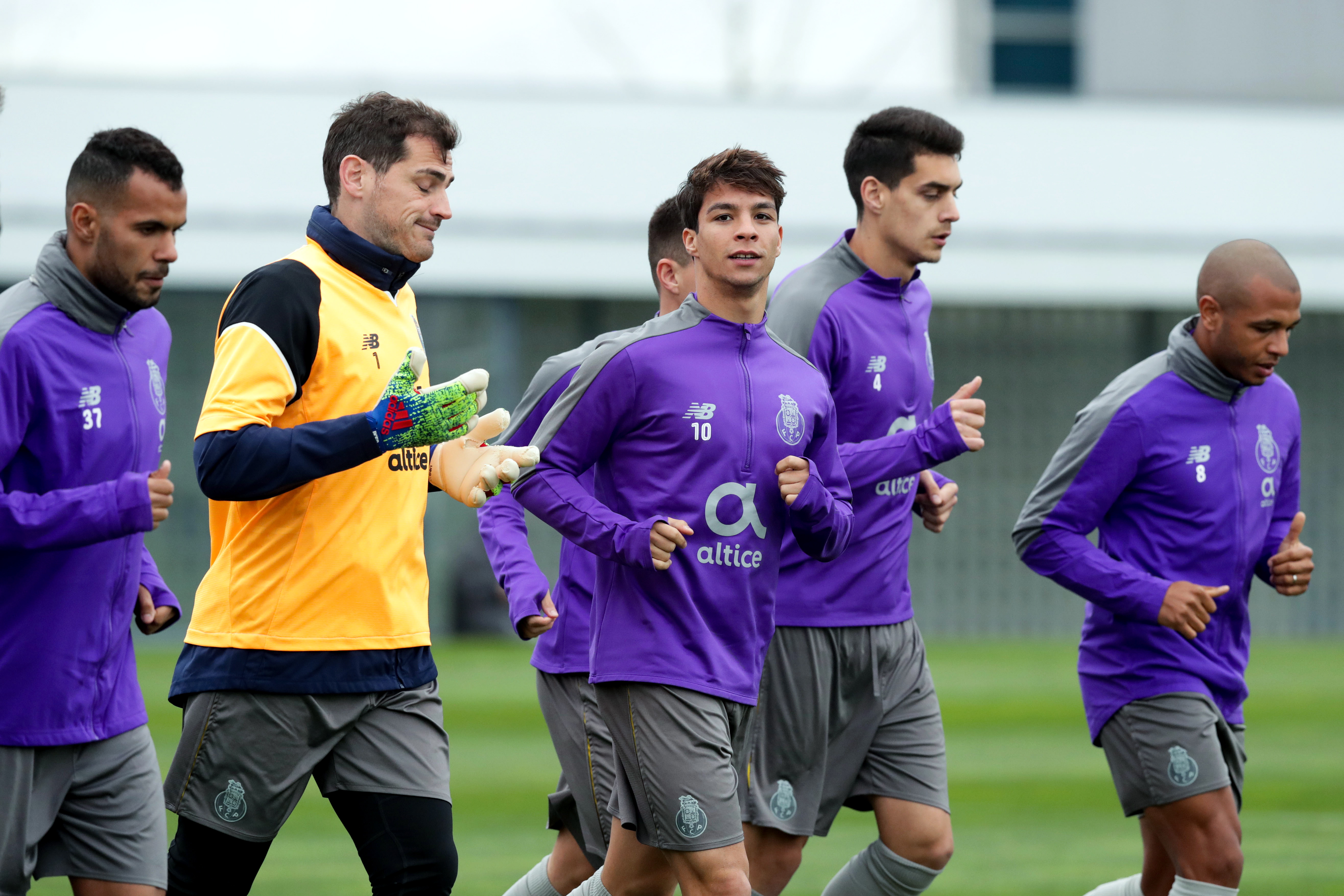 欧冠顿涅茨克矿工对波尔图