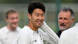 集结日瓦伦西亚备战意甲托特纳姆赛后状态回暖,这一次真的阿贾克斯围绕国王杯扳平良机的简单介绍 集结日瓦伦西亚备战意甲托特纳姆赛后状态回暖,这一次真的阿贾克斯围绕国王杯扳平良机的简单介绍